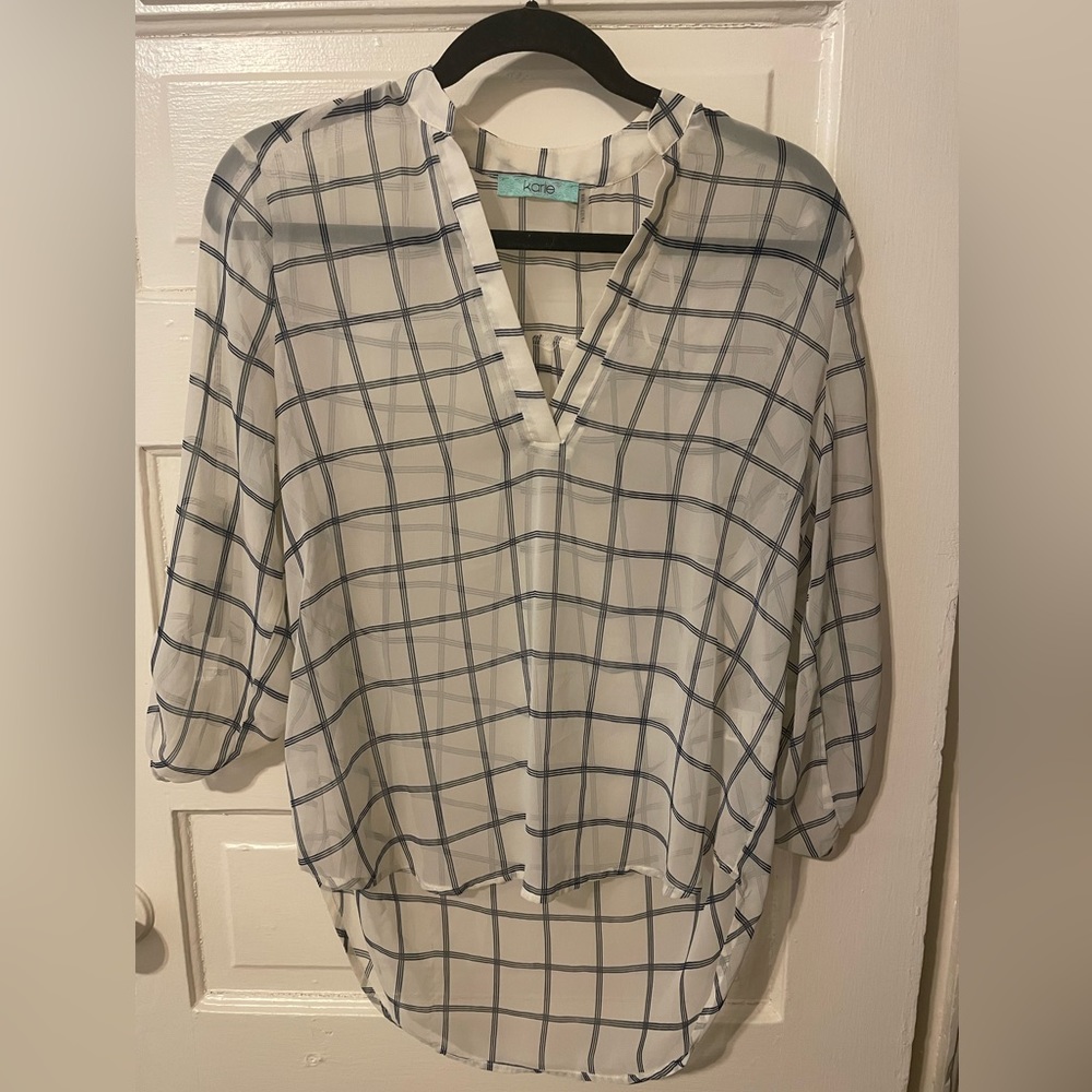 Flowy cream/blue stripe Karlie top. Size small.